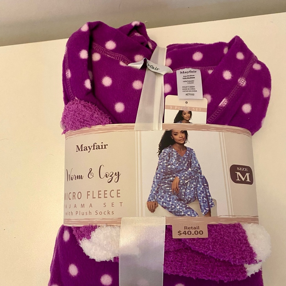 Mayfair Purple Polka Dot Micro Fleece Pajama Set size M